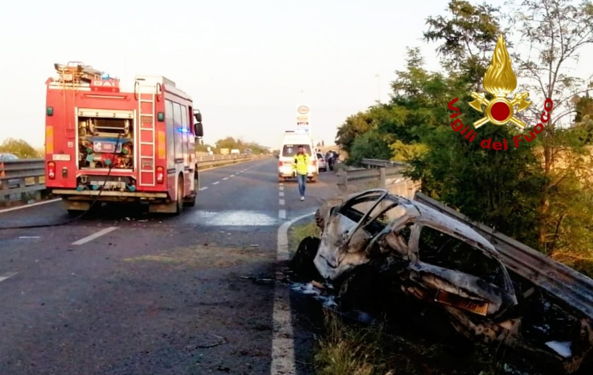 Elmas Spaventoso Incidente Sulla Cagliari Vistanet