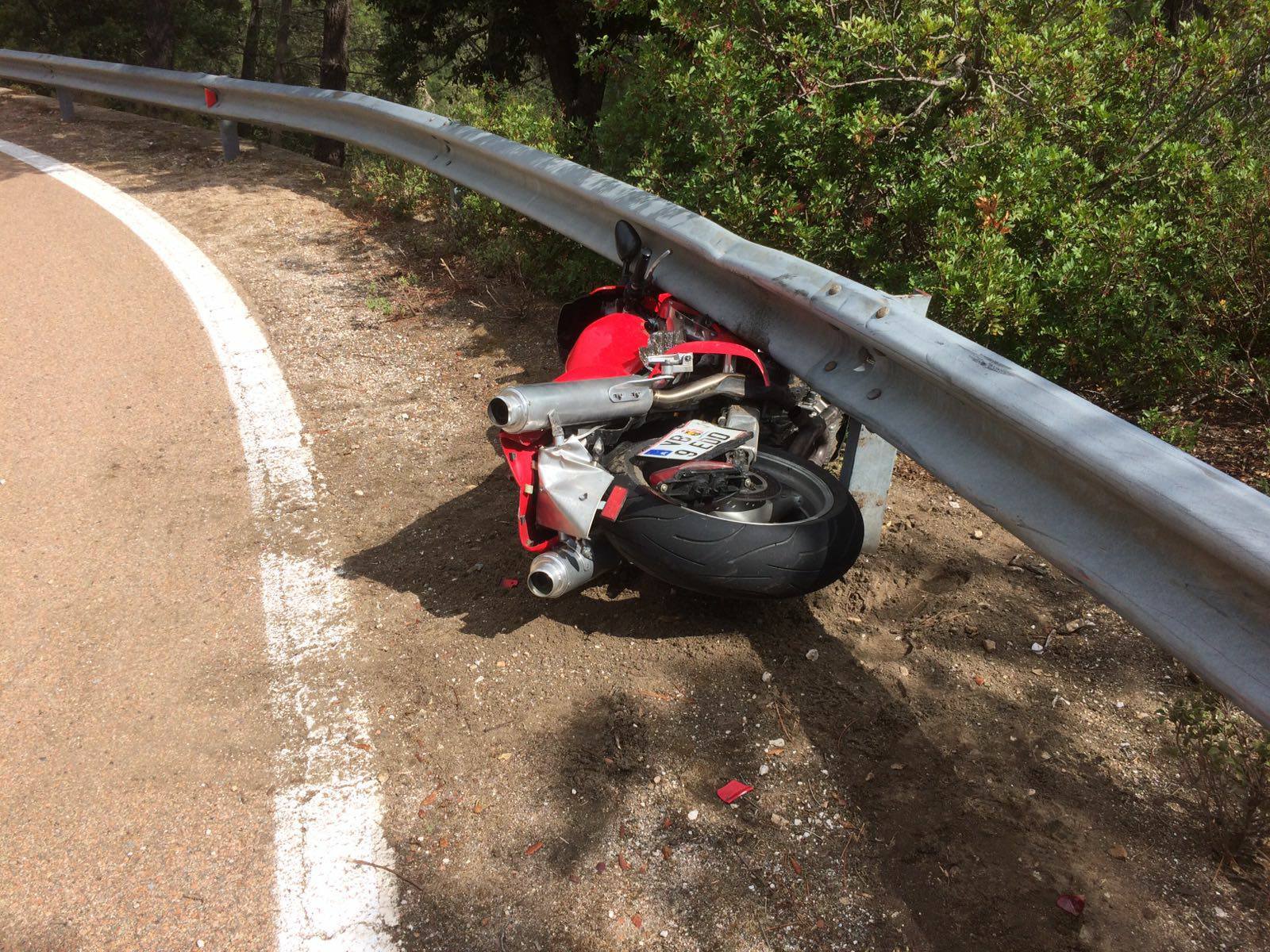 Incidente Sulla Baunei Urzulei Gravissimo Il Motociclista Coinvolto