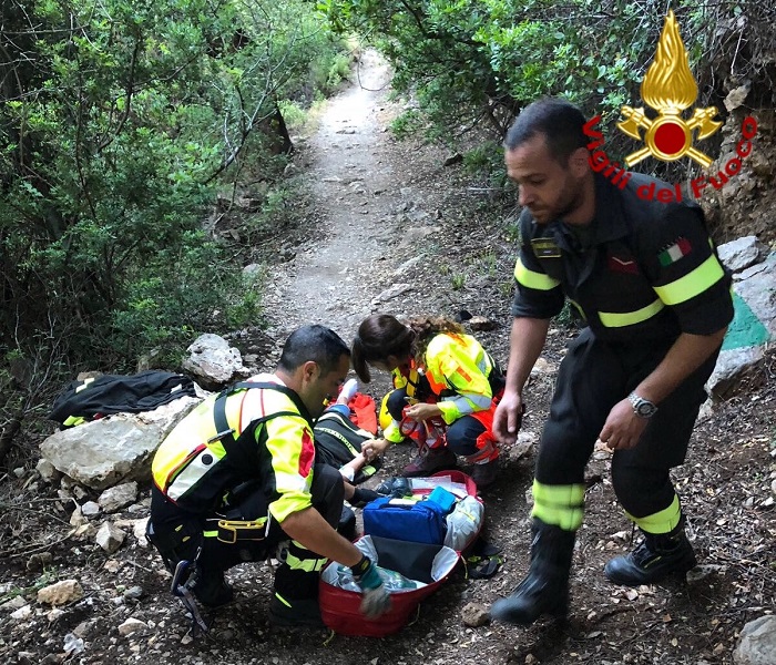 Ha Un Malore A Gorroppu Donna Soccorsa E Trasportata All Ospedale Di