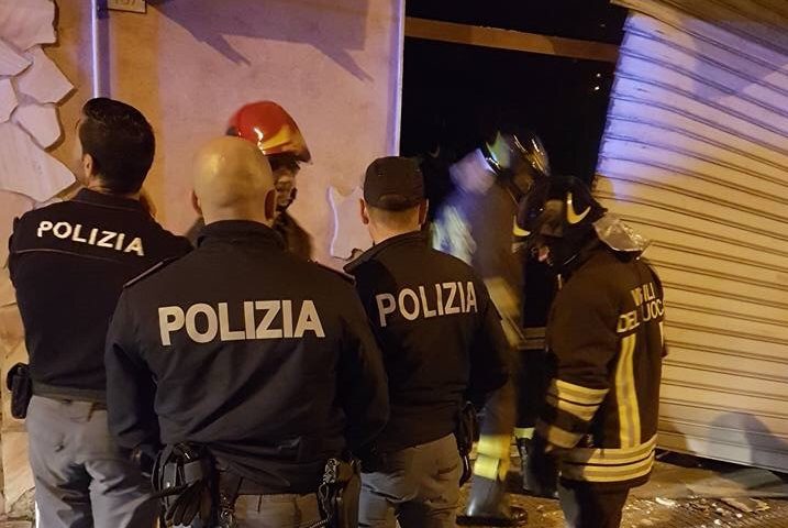 Paura a Quartu: forte esplosione in un bar di via Merello