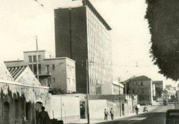 La Cagliari che non c’è più: viale Trento e il Palazzo della Regione in una foto dei primi anni Sessanta