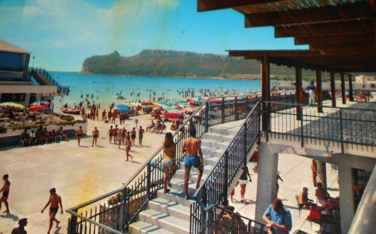 La Cagliari che non c’è più: il Poetto e il Lido nell’estate del 1967
