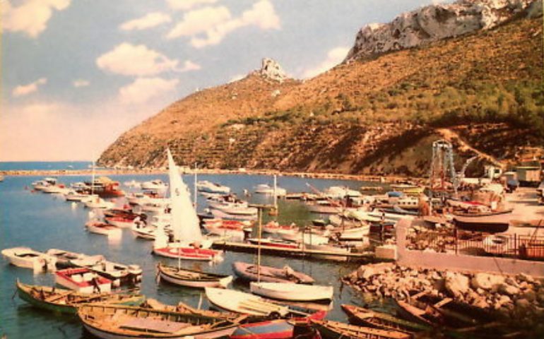 La Cagliari che non c’è più: il porticciolo turistico di Marina Piccola negli anni Sessanta