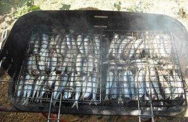 La ricetta Vistanet di oggi: sardine arrosto a sa casteddaia