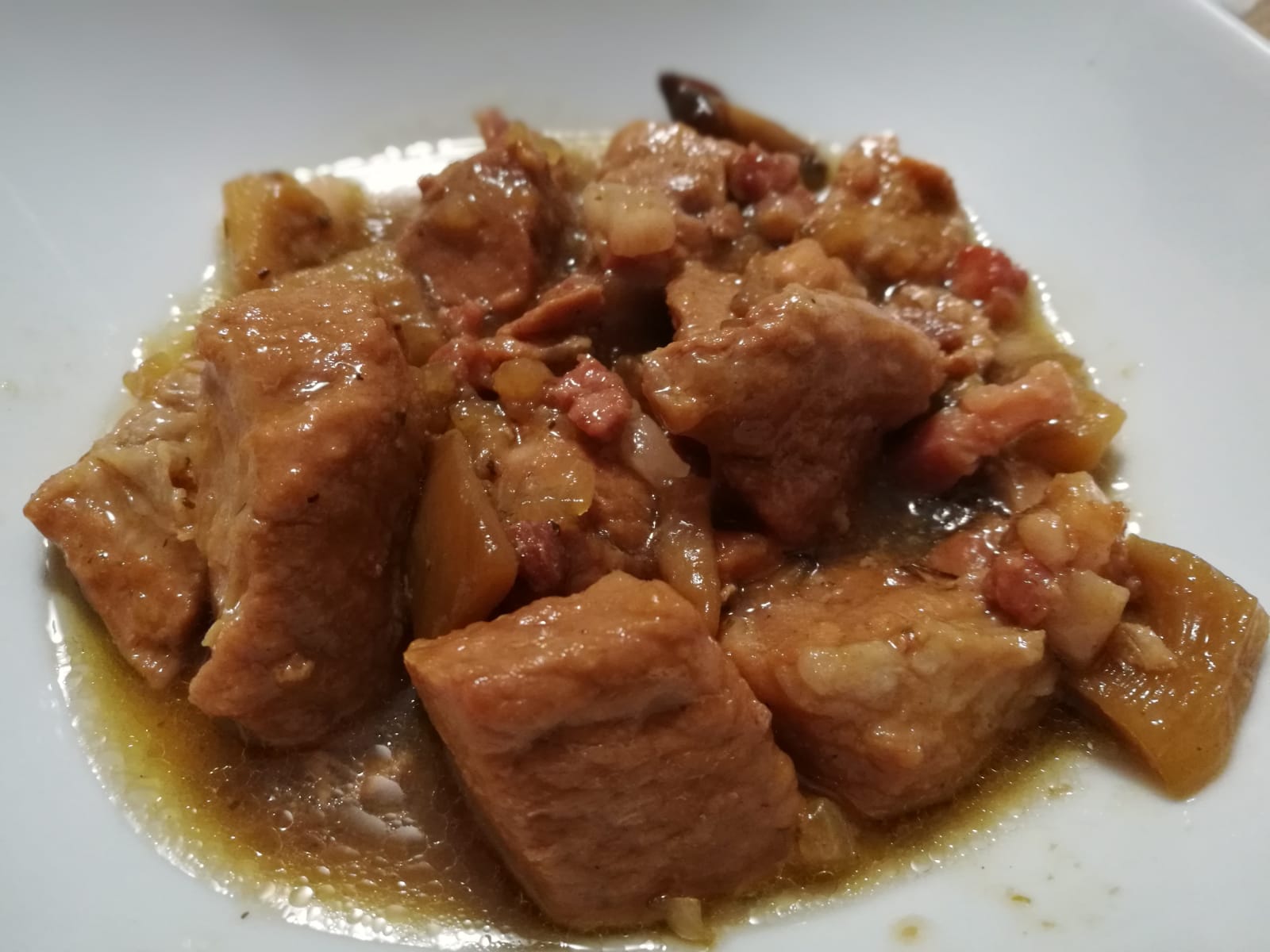 La ricetta: spezzatino di maiale miele, funghi, castagne | Cagliari ...