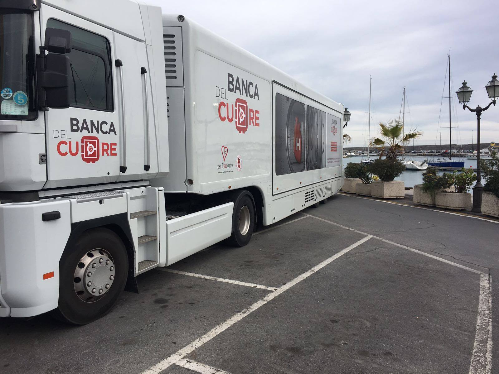 Arriva A Cagliari Il Truck Tour Banca Del Cuore | Cagliari - Vistanet