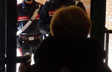 carabinieri-anziana-anziani
