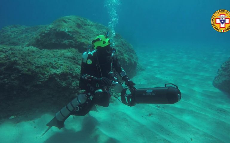 Cala Luna teatro dell’esercitazione della Commissione Nazionale Speleosubacquea