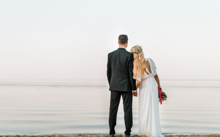 Arabi, americani e indiani in Sardegna per sposarsi: boom del turismo matrimoniale di lusso