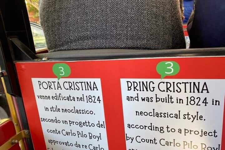 Quando Porta Cristina diventa un verbo: l’imbarazzante traduzione su un bus turistico