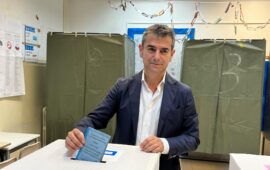 Comunali a Cagliari, Massimo Zedda è stato il primo a votare