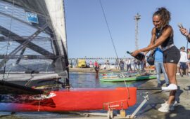 Dalia Kaddari ha battezzato il varo di Mariposa, la barca realizzata dagli studenti di Ingegneria dell’Università di Cagliari