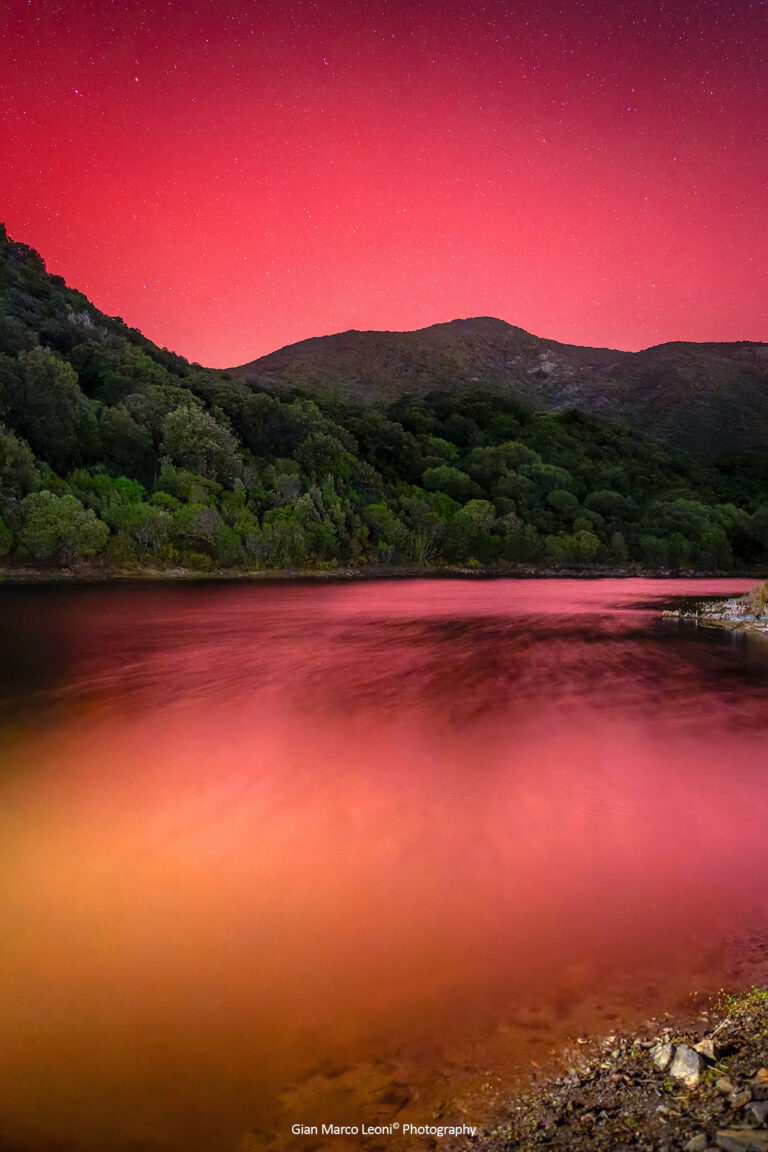 I Cieli Della Sardegna Si Tingono Di Sfumature Incredibili Lo Spettacolo Dell Aurora Boreale