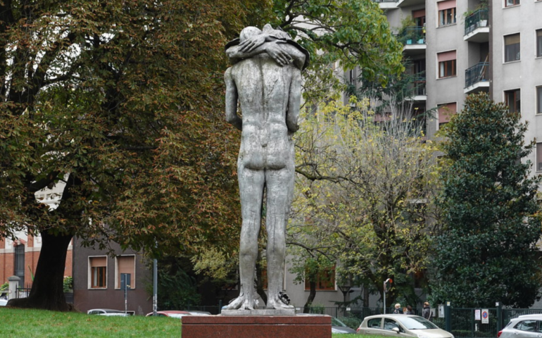 Lo sapevate? A Milano c’è una statua dedicata ai donatori di sangue