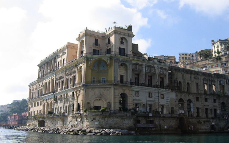 Monumenti napoletani: Palazzo Donn’Anna, uno dei più affascinanti e misteriosi della città