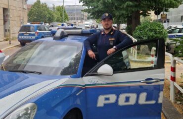 “Prof si ricorda di me?”: poliziotto salva la sua docente che si voleva suicidare