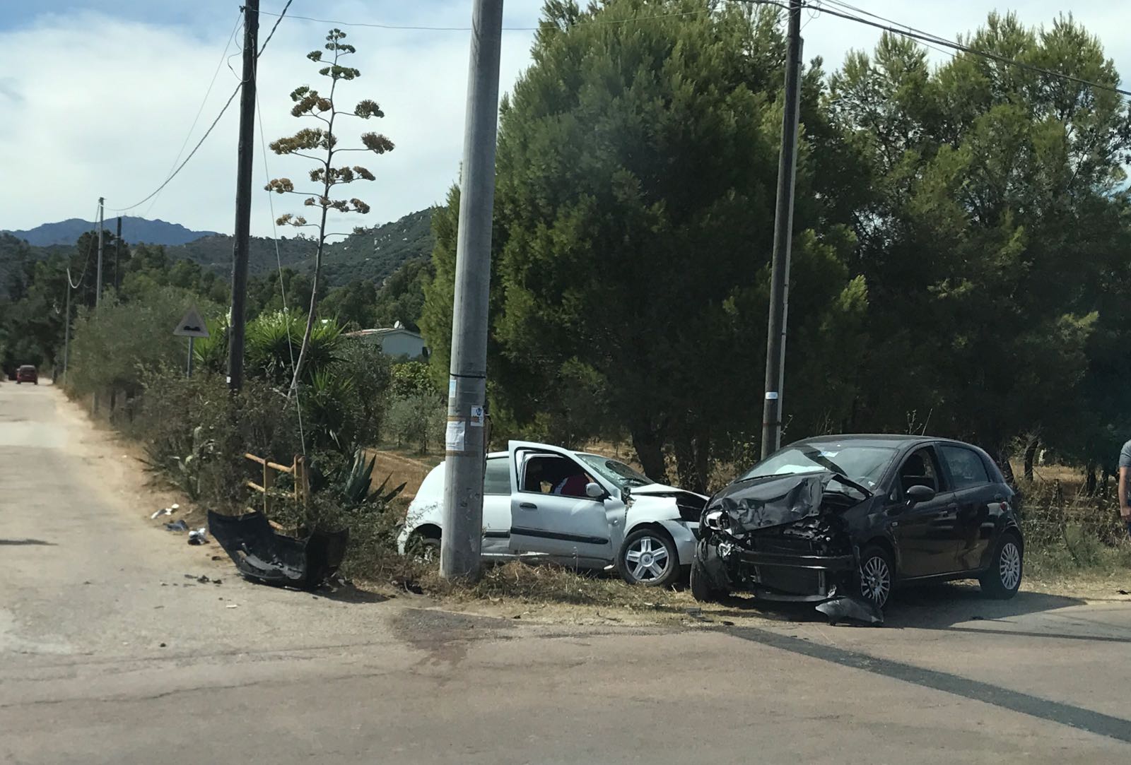 Incidente stradale tra Bari Sardo e Cardedu, un ferito in ...