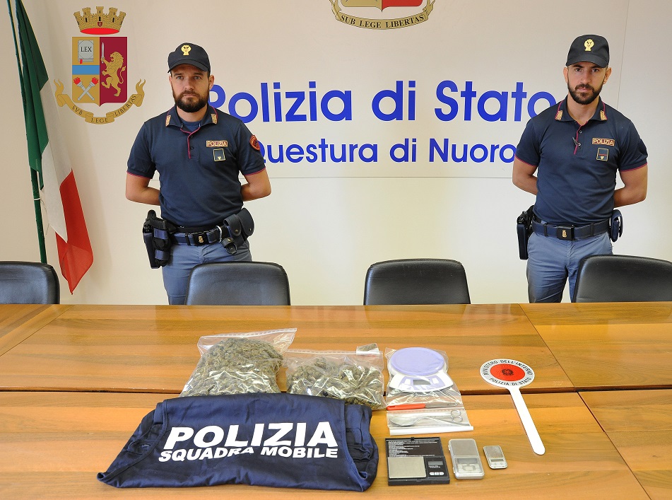 Nuoro, Un Coppia In Manette Per Spaccio Di Droga | Ogliastra - Vistanet