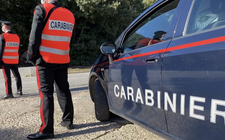 Intera famiglia denunciata per truffa dai carabinieri di Cardedu