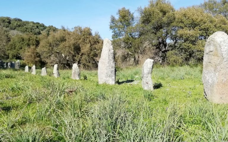 (FOTO) In Sardegna è presente un  suggestivo sito archeologico soprannominato la “Stonehenge sarda”