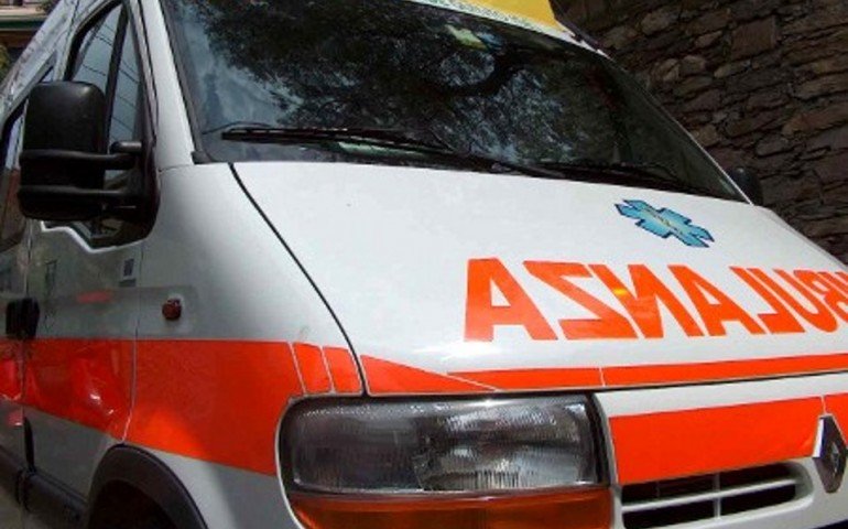 Ciclista travolto da un’auto alle porte di Cagliari: trasportato in gravi condizioni all’ospedale