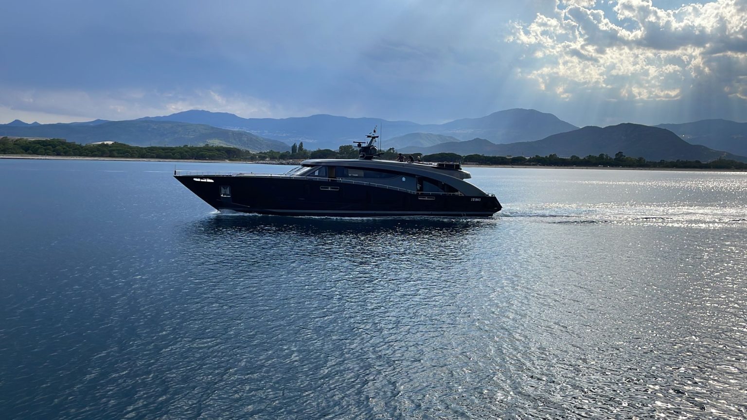 lo yacht di cavalli