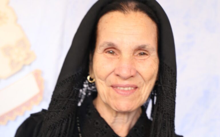 Anziani di Sardegna: Tzia Giovanna di Oliena, bella come il sole