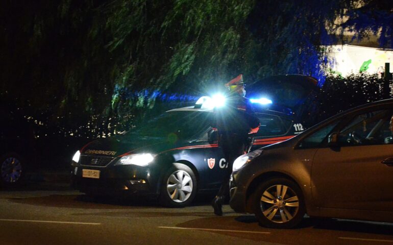 Tragedia A Nuoro Nella Notte Uomo Uccide La Moglie Un Vicino E Ferisce Due Figli