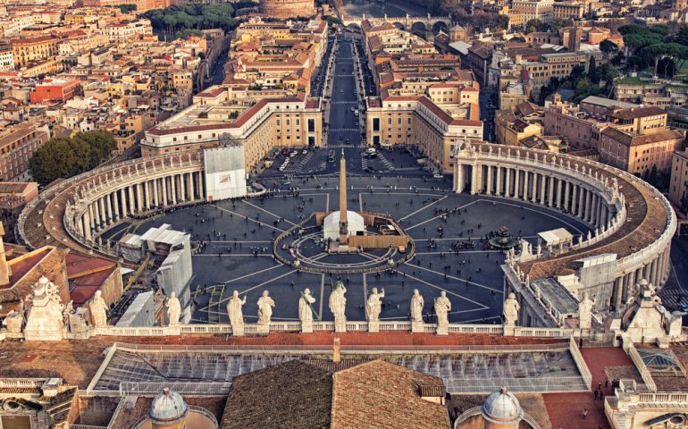 Lo sapevate? L’obelisco di San Pietro è più antico della piazza stessa