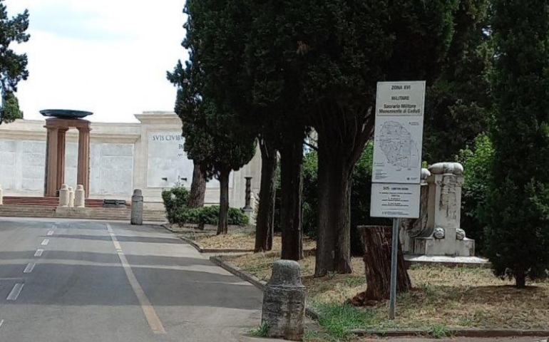 Ricorrenza defunti, informazioni su orari e servizi nei cimiteri di Roma