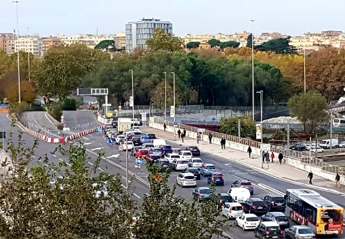 Via Tiburtina è la strada più inquinata di Roma