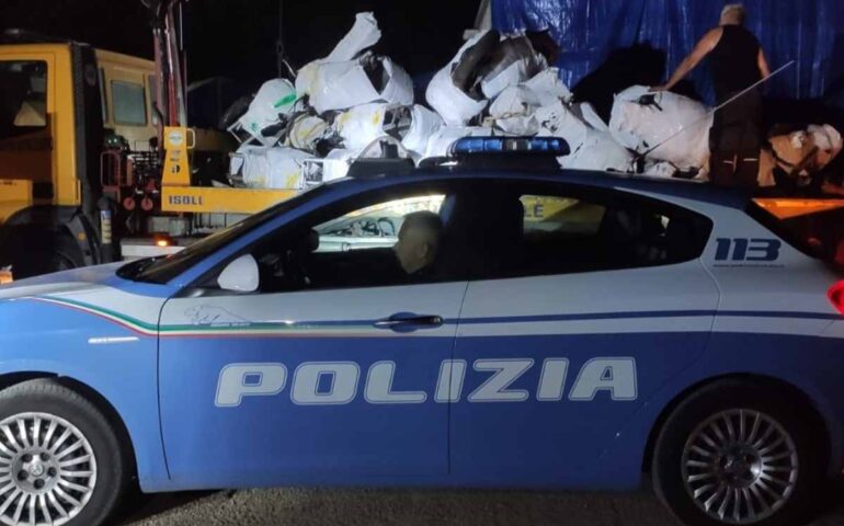 Scoperta di motorini rubati ai Castelli Romani: la Polizia segue il GPS e trova un deposito di 52 veicoli