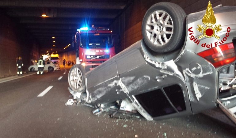 brutto incidente sulla strada statale 131 dcn siniscola nuoro due feriti trasportati all ospedale vistanet