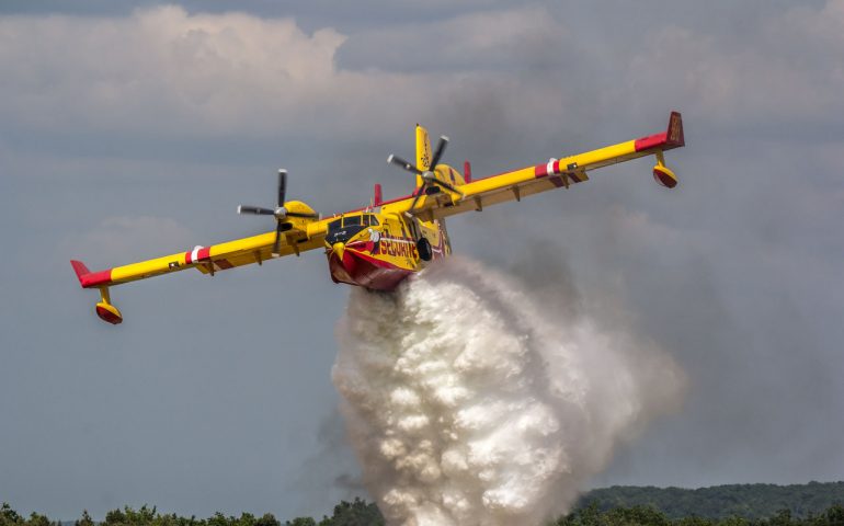 Lotta agli incendi boschivi. In Sardegna, più mezzi a disposizione dei soccorsi