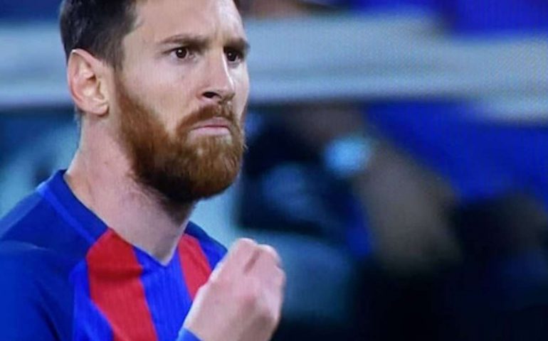 Addio di Messi al Barcellona, il club blaugrana: “Costretti a a separarci”
