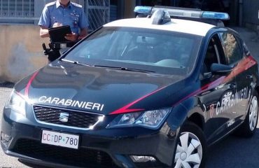 carabinieri auto giorno