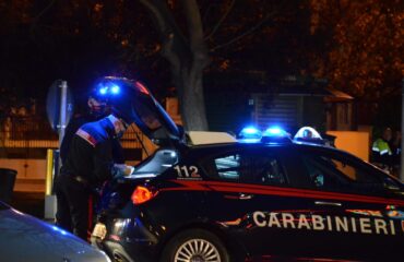 carabineiri auto notte