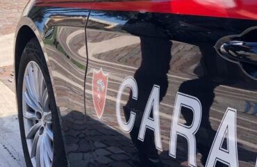 Un'auto dei Carabinieri