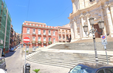 via azuni a cagliari