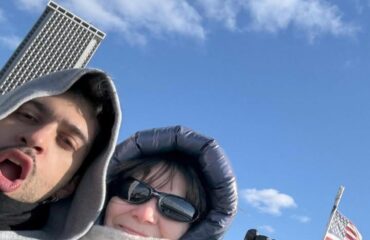 Mahmood con la mamma a New York