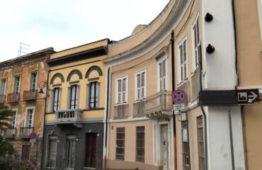 Cagliari, palazzo via mazzini